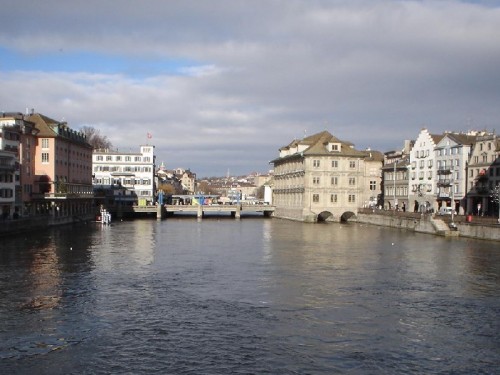 Sui�a - Zurique - Rio Limmat - Clique para ativar o Slide Show